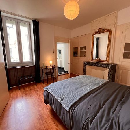 La Colbertine - Charming Apartment In Place Colbert Rochefort  Ngoại thất bức ảnh
